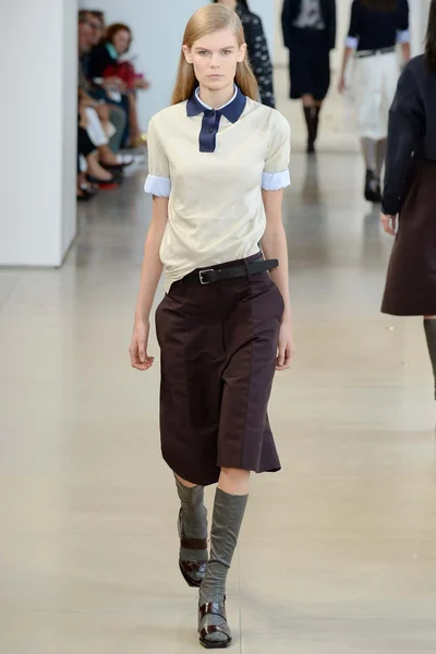 Look 29